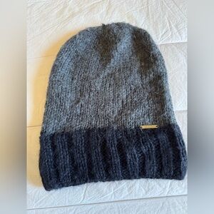 Michael Kors Two-Tone Knit Hat in Gray and Black